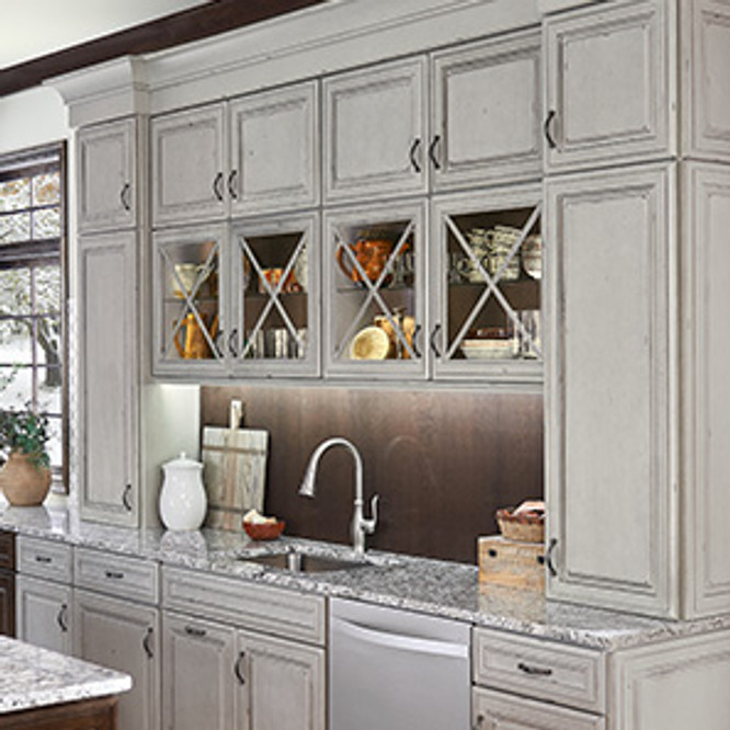 KraftMaid Over-Sink Hutch