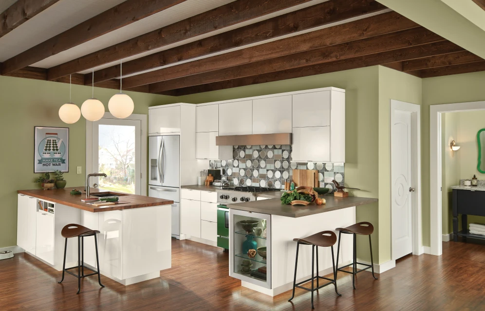 Maxton kitchen design in Choose from current KraftMaid finishes