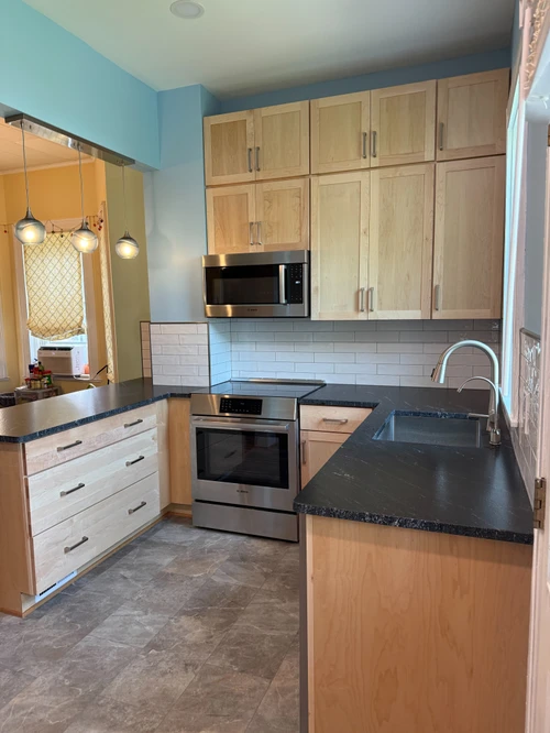 Disviscour Kitchen