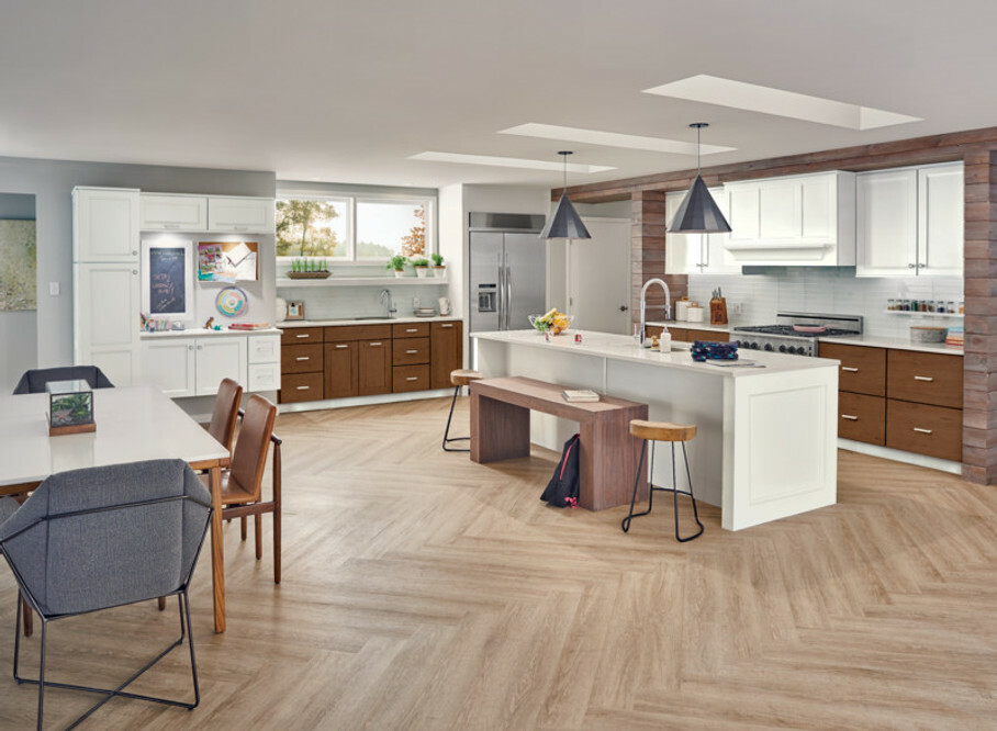 Contemporary style L-shaped kitchen with KraftMaid cabinets in Dove White and Husk