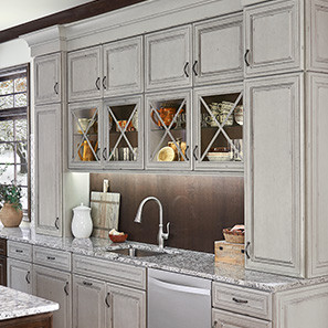 KraftMaid Over-Sink Hutch