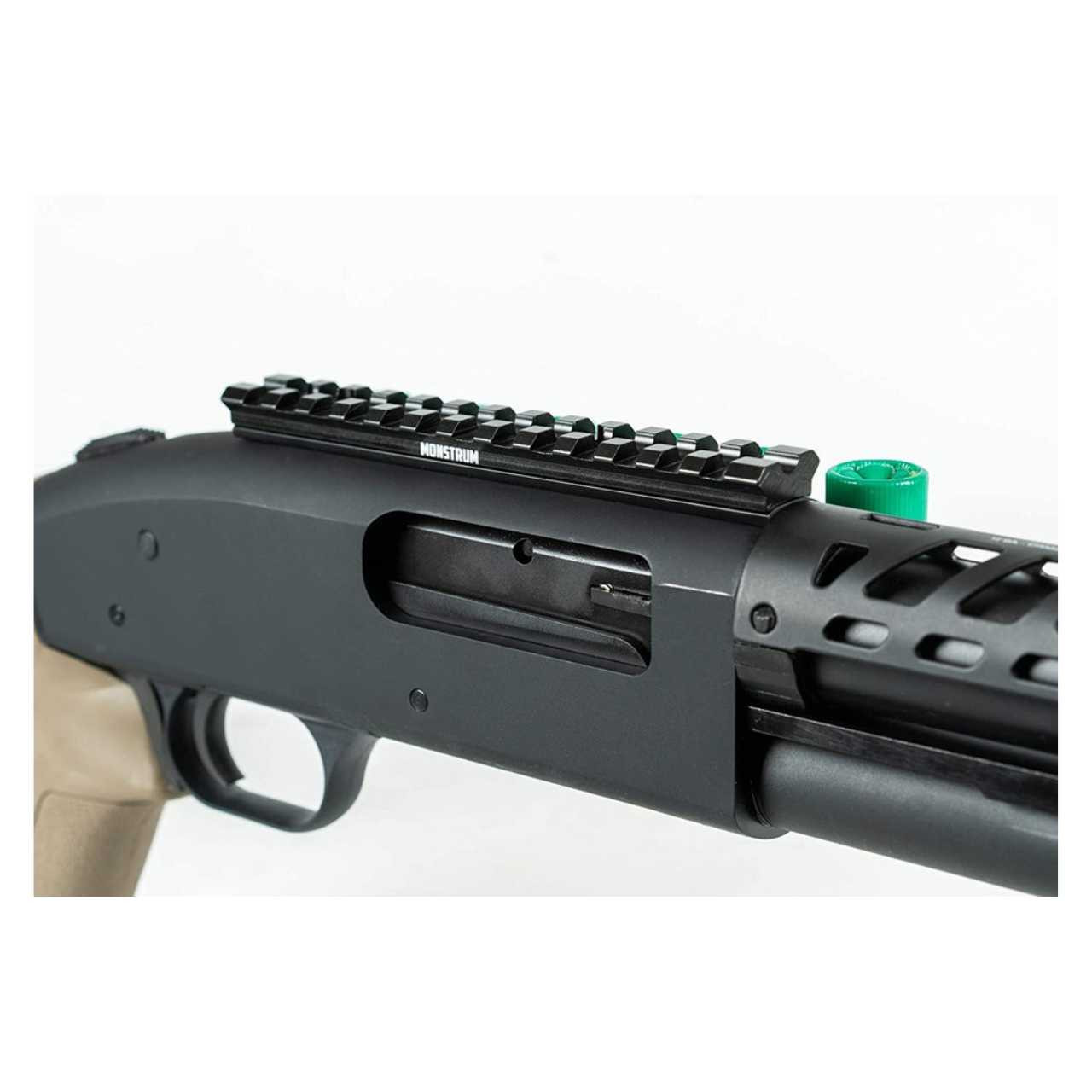 Mossberg 12-Gauge Shell Carrier with Picatinny Rail Mount - 500