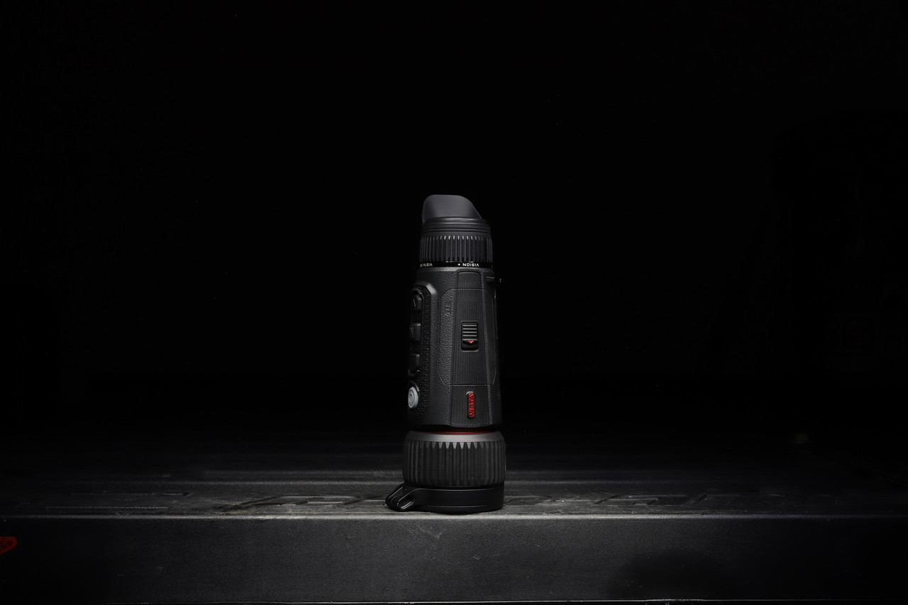 Nocpix Vista H50R Thermal Monocular dark view