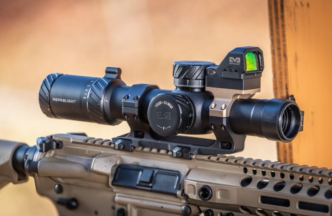 Meprolight MVO 1 8x28mm LPVO Riflescope tan rifle