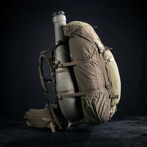 Load-hauling internal frame view of Eberlestock Brute 4500 with straps secured tight.