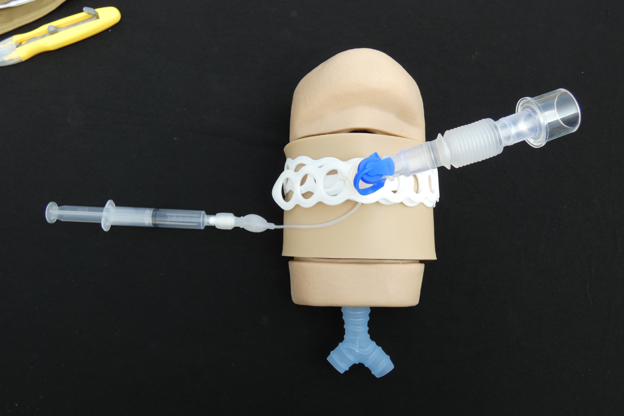 cricothyrotomy trainer