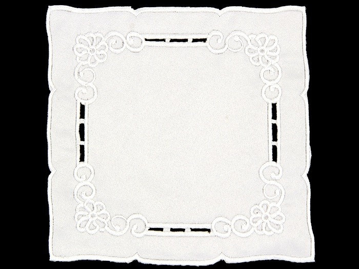 Daisy Patch Victoria Linen