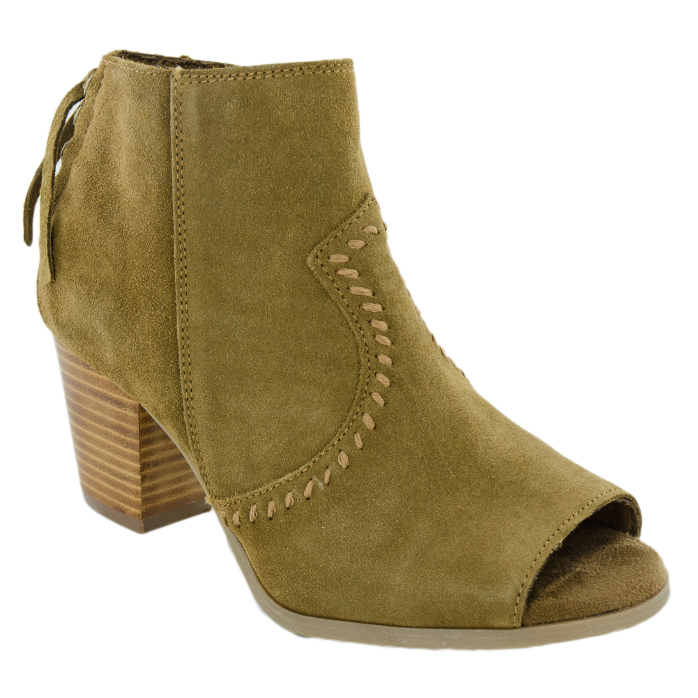Minnetonka Women's Melanie Bootie 