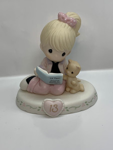 Girl Reading book w Kitten Age 13 Girl Reading book w Kitten Age 13