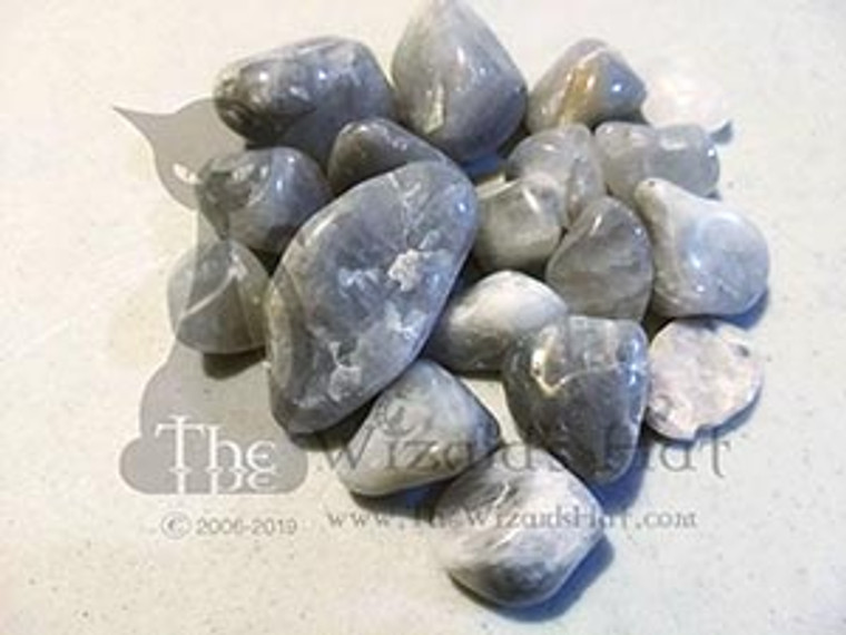 1 Cats eye stone/crystal - Tumbled 