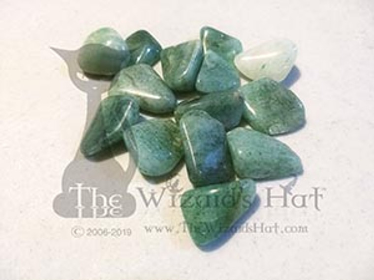 1 natural tumbled Green Aventurine