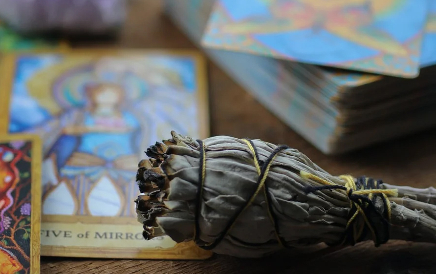 Sage & Smudges