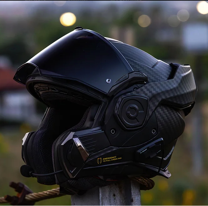 LS2 Advant X Carbon Helmet with Cardo 4X Bluetooth