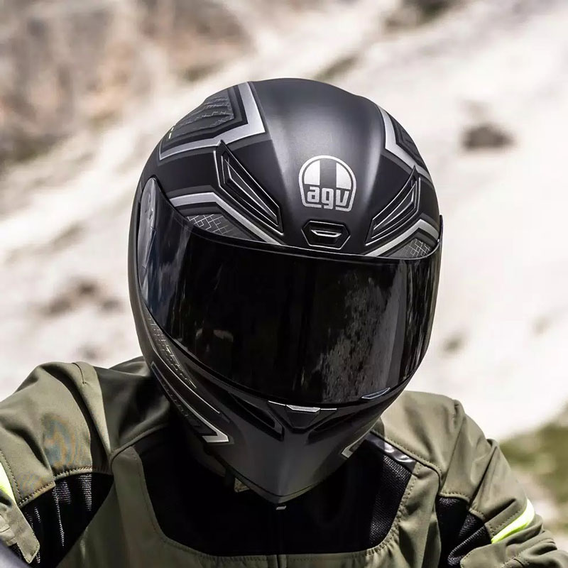 agv k1 qualify helmet S the front air vents developed through racing experience and the new Aero Spoiler designed in the wind tunnel maximize performance and provide stability even at high speeds in sports riding AGV - K1 S Sling