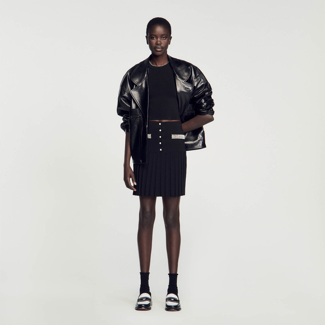 Short beaded skirt with pleats - Black