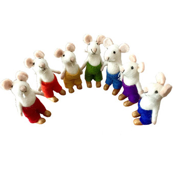Rainbow Mice 7 Piece Set by Papoose Toys