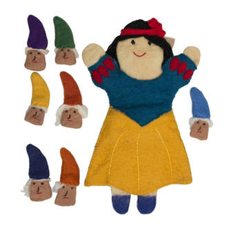 Snow White and the Seven Dwarfs - Story Puppet  | Papoose Toys