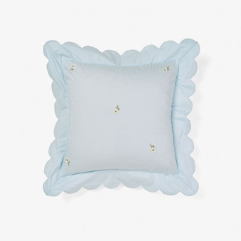 Scalloped edge detail on Eva cushion