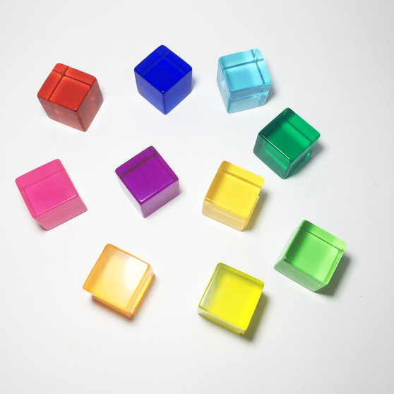 10 piece Lucite Cubes Bauspiel - new colours