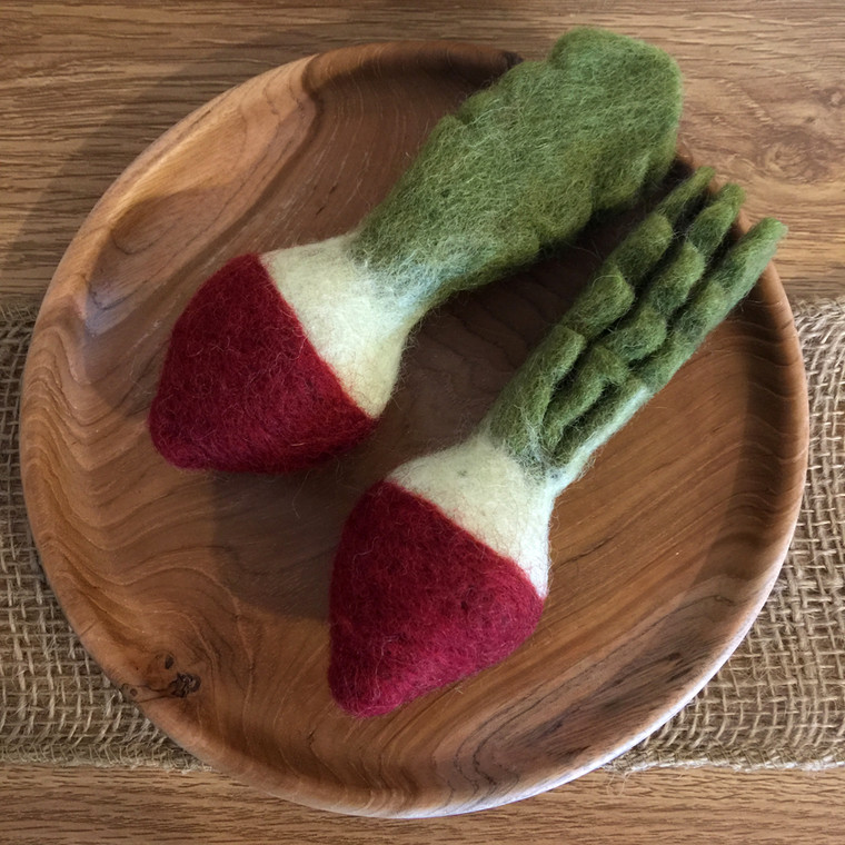 Red Radish Felt Food by Papoose Toys