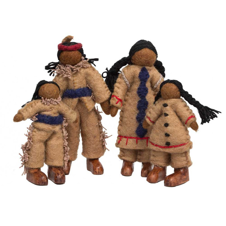 Native American Family/5pc  by Papoose Toys|