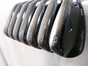 Mizuno Pro 225 Black Irons Set 4-PW (Steel Dynamic Gold 105 Black Onyx STIFF)