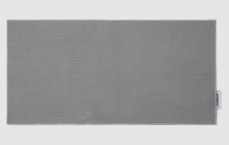 Titleist 2022 Players Microfiber Towel (16"x32", Grey) Golf Cotton NEW Titleist 2022 Players Microfiber Towel (16"x32", Grey) Golf Cotton NEW