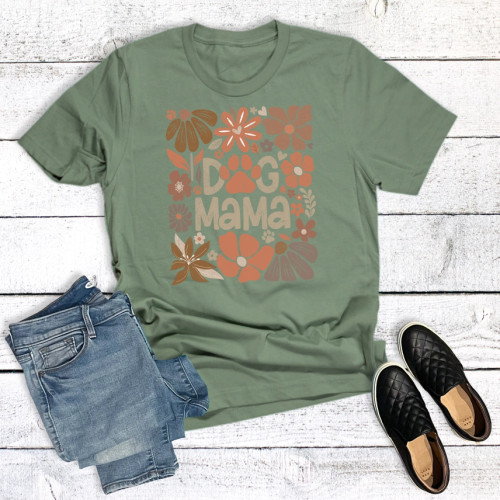 Dog Mama Graphic T-shirt