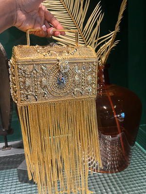 Pt2  "It was all a dream" Jumbo Hand Chest