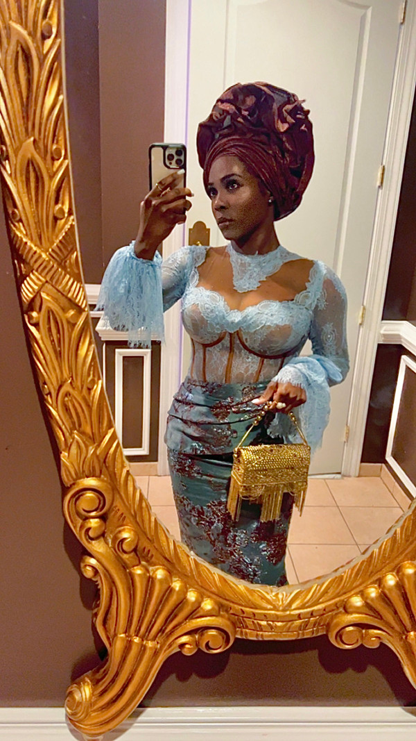 The Mini Shopper Wristbag