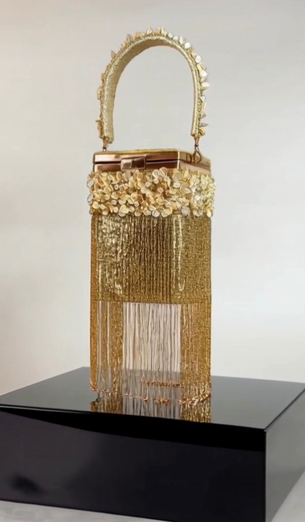 Ìwòyínbó Wristbag