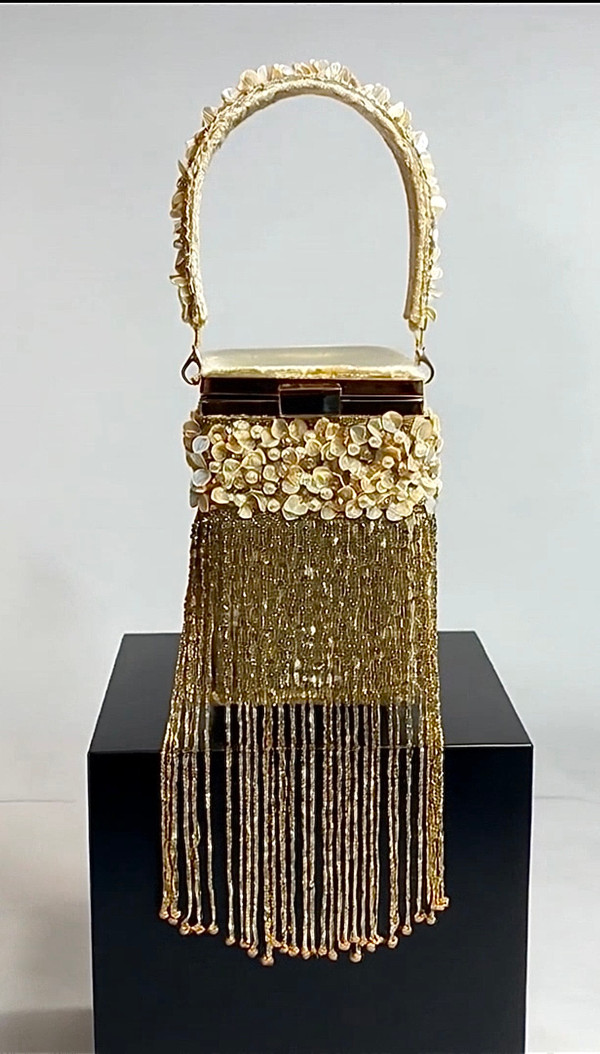 Ìwòyínbó Wristbag