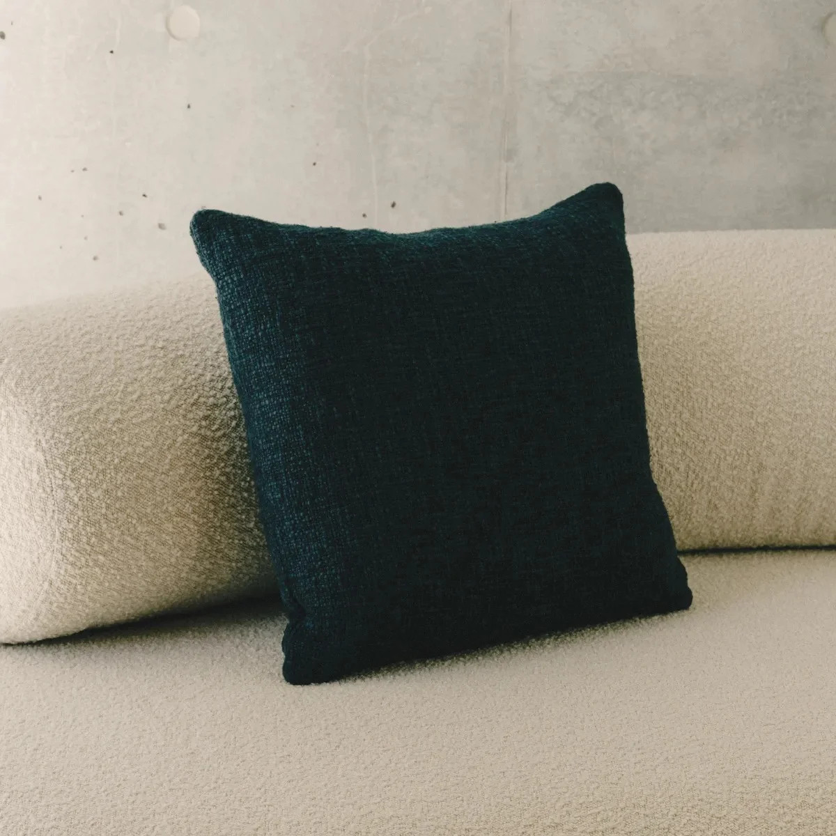 466803||CocoHeroImage