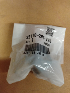 35110-ZV5-V70 KEY, COMB SW W07