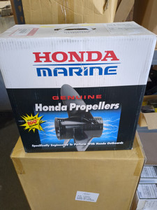 58130-ZY3-019AP 3x15 1/3x19 AL PROP (R)