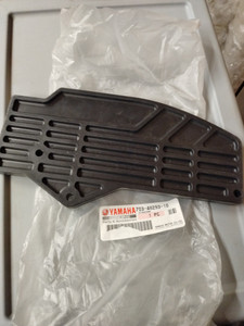 703-48293-10-00 SPACER, REMOTE CONTROL