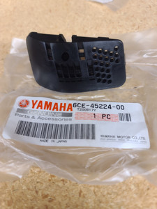 6CE-45224-00-00 COVER, WATER INLET 3