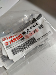 95D95-06014-00 BOLT, FLANGE DEEP RECESS