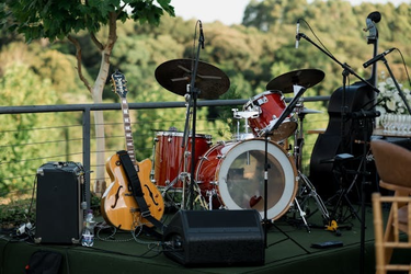 The Complete Portable Stage Guide for Every Event Type: Graduations, Corporate Events, Outdoor Festivals, Runways, Schools & Trade Shows