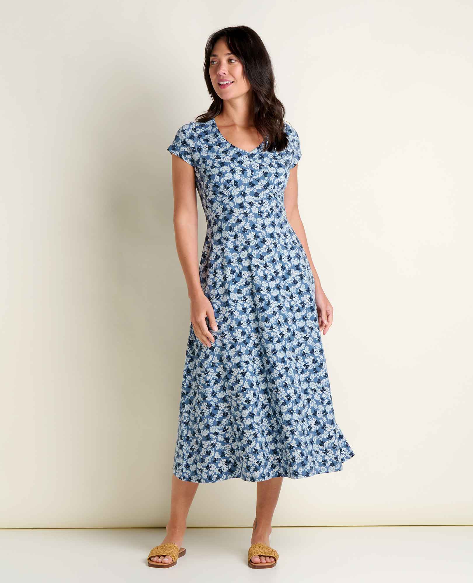Toad & Co. Women's Rose Midi SS Dress - Size M, Pacific Blue Print Toad & Co. Women's Rose Midi SS Dress - Size M, Pacific Blue Print