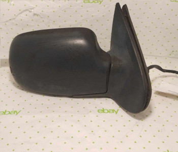 93 94 95 NISSAN QUEST Door Mirror Right passenger side