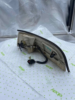 1998-2011 FORD CROWN VICTORIA Headlamp Assembly Right passenger side