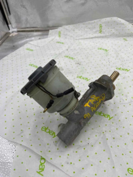 91 92 93 94 95 96 97 HONDA ACCORD Master Cylinder