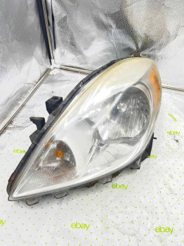 12 13 14 NISSAN VERSA Headlamp Assembly Left driver side