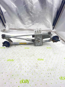 17 18 19 20 HYUNDAI ELANTRA Wiper Motor Front.