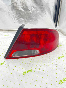 01 02 03 04 05 06 DODGE STRATUS Tail Light Assembly Right passenger side