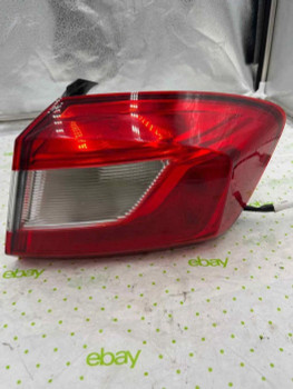 17 18 19 CHEVY CRUZE Tail Light Assembly Right passenger side