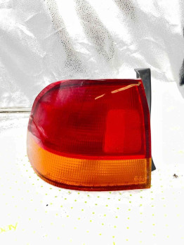 96 97 98 HONDA CIVIC Tail Light Assembly Left driver side