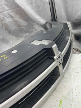 08 09 10 DODGE AVENGER Grille