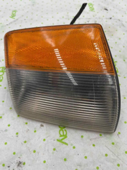 95 JEEP GRAND CHEROKEE Turn Signal Assembly left passenger side